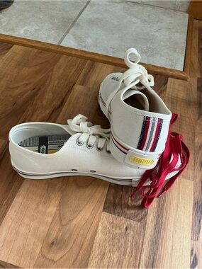 Hood off unisex White Canvas Low-Top Sneakers with Red Accent Stripes